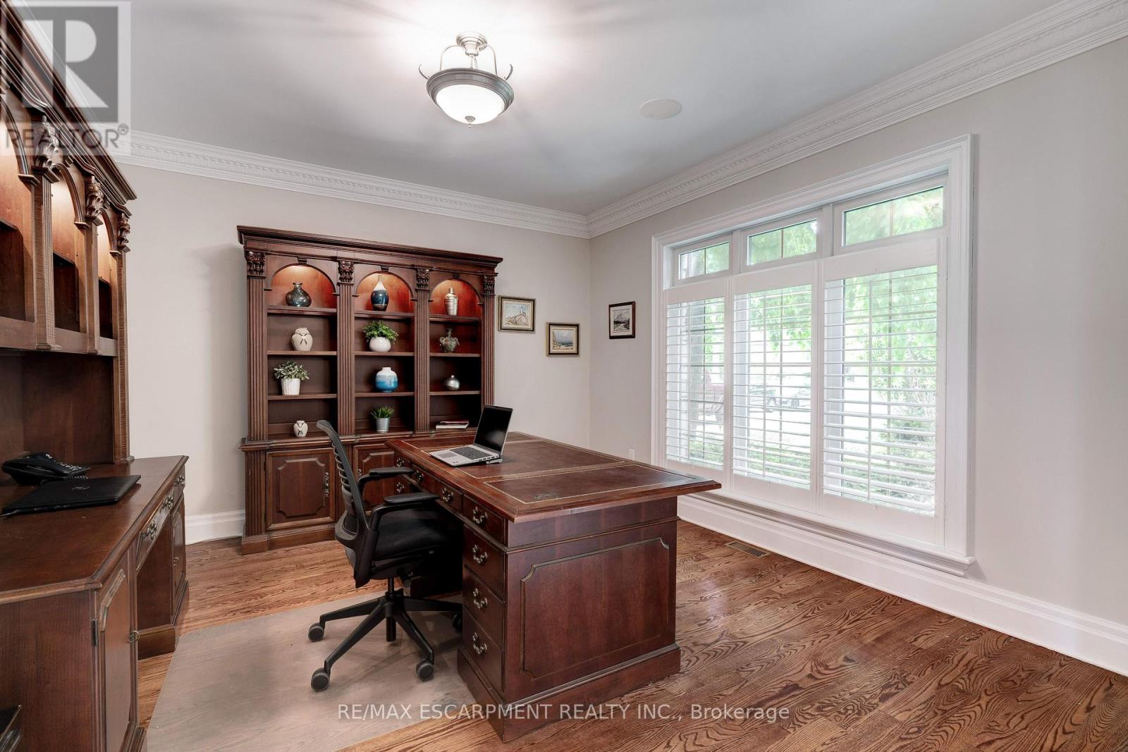 290 Shoreacres Road, Burlington, Ontario  L7L 2H4 - Photo 24 - W12490452