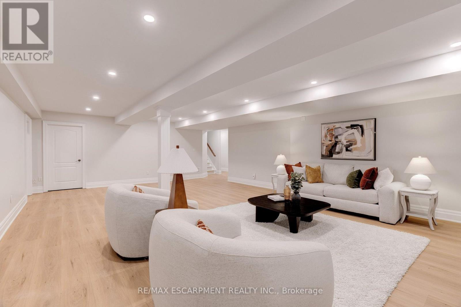 290 Shoreacres Road, Burlington, Ontario  L7L 2H4 - Photo 39 - W12490452