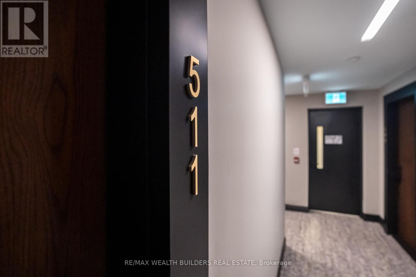 511 - 2118 Bloor Street W, Toronto, Ontario  M6S 1M8 - Photo 4 - W12485598