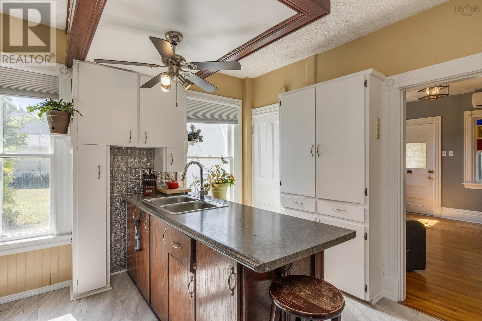 188 Main Street, Middleton, Nova Scotia  B0S 1P0 - Photo 5 - 202522073