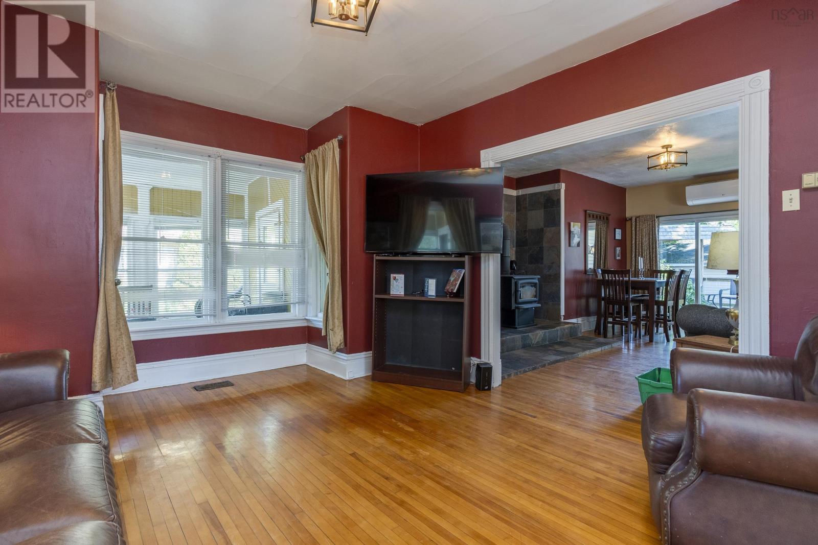 188 Main Street, Middleton, Nova Scotia  B0S 1P0 - Photo 10 - 202522073