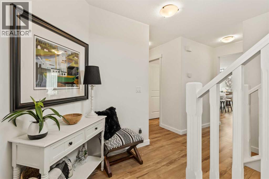 151 Kingsbridge Road Se, Airdrie, Alberta  T4A 0M2 - Photo 3 - A2260995