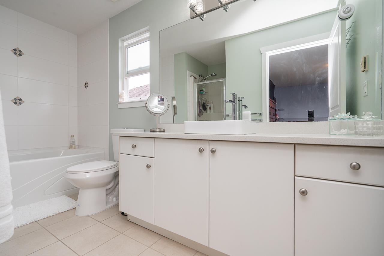 14858 56a Avenue, Surrey, British Columbia  V3S 8X1 - Photo 17 - R3053393