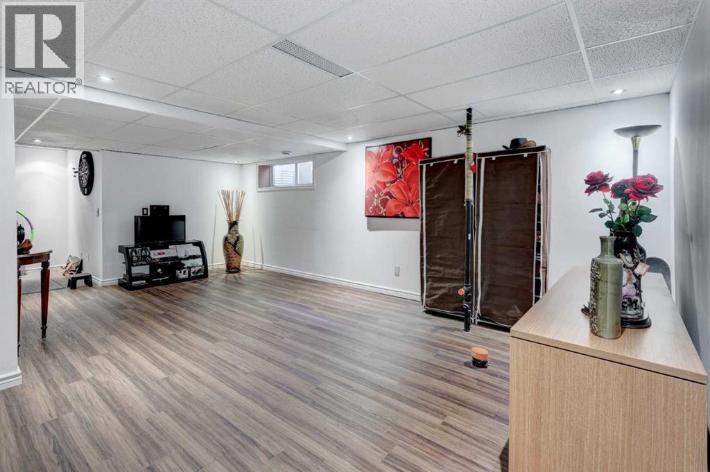 30 Everoak Gardens Sw, Calgary, Alberta  T2Y 0E2 - Photo 22 - A2262887