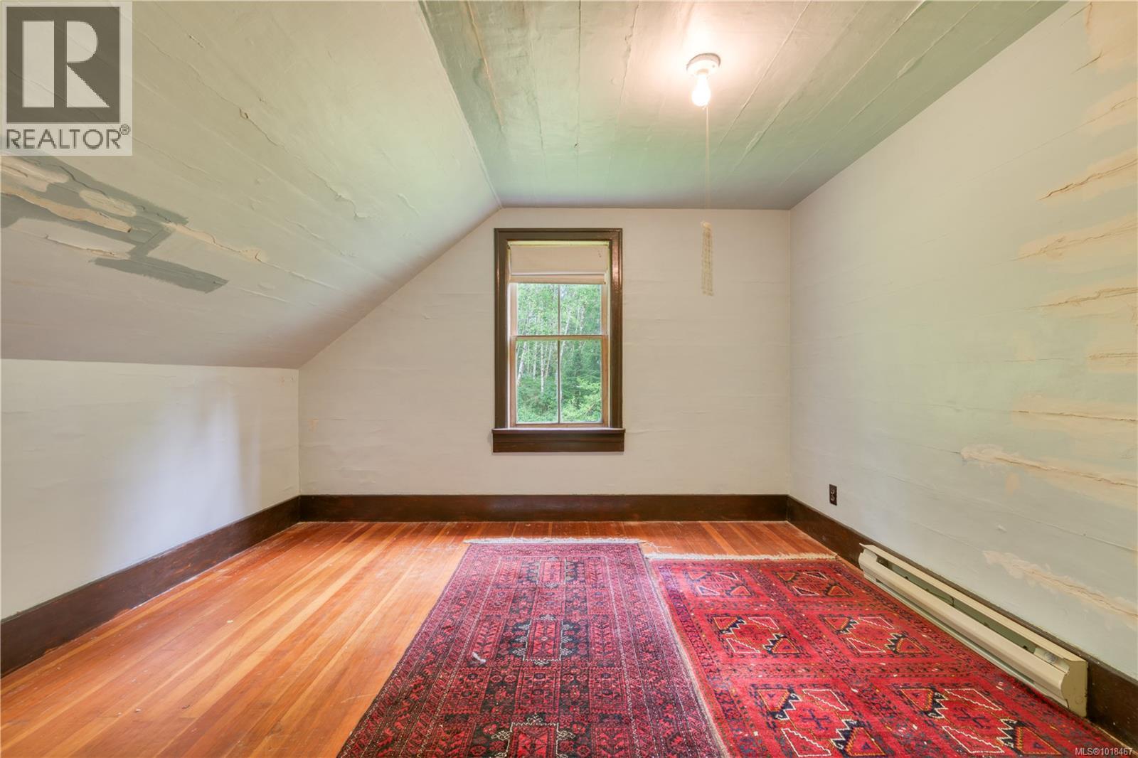 W580 Quatsino Rd, Quatsino, British Columbia  V0N 2V0 - Photo 15 - 1018467