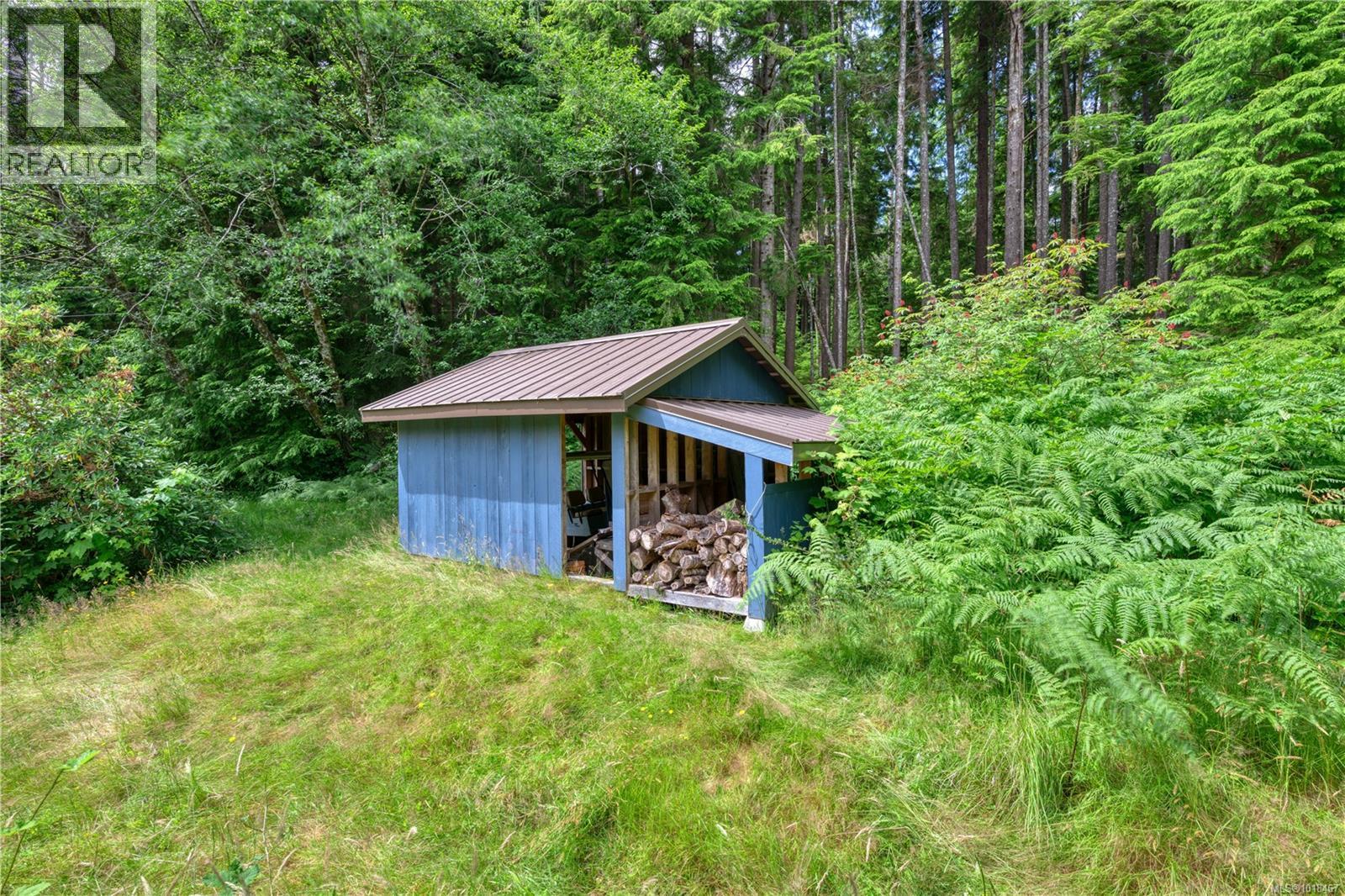 W580 Quatsino Rd, Quatsino, British Columbia  V0N 2V0 - Photo 17 - 1018467