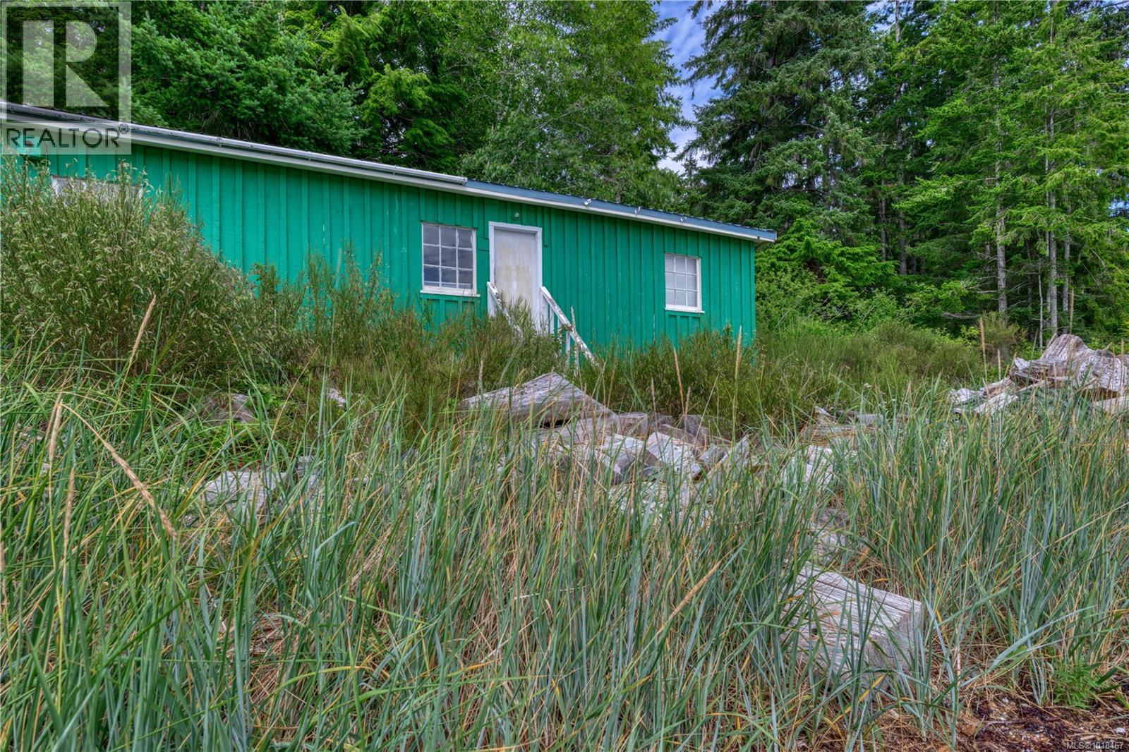 W580 Quatsino Rd, Quatsino, British Columbia  V0N 2V0 - Photo 19 - 1018467