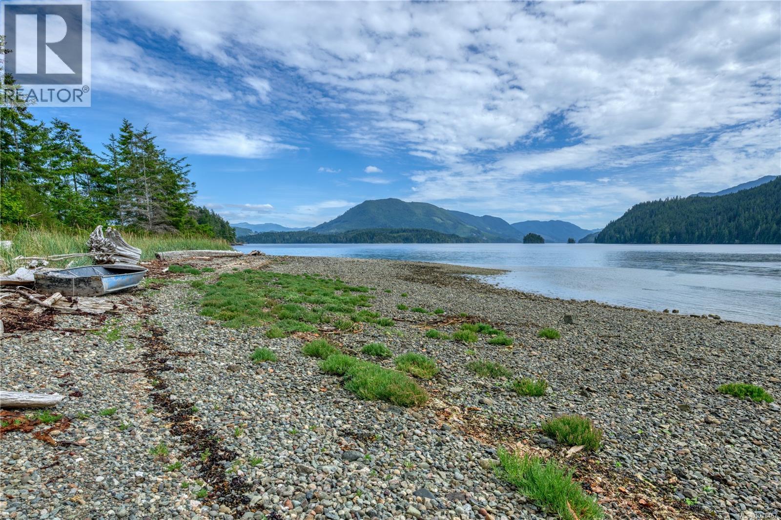 W580 Quatsino Rd, Quatsino, British Columbia  V0N 2V0 - Photo 20 - 1018467