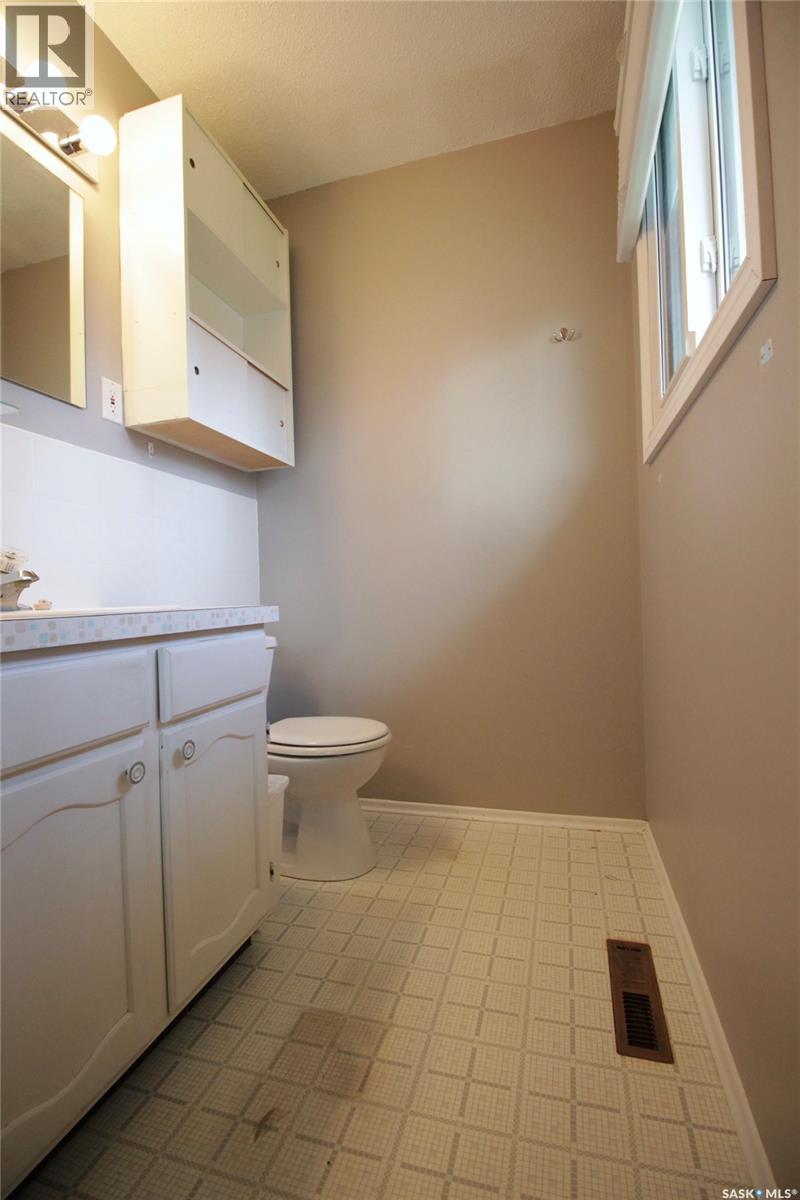 1518 Chestnut Drive, Moosomin, Saskatchewan  S0G 3N0 - Photo 14 - SK022013