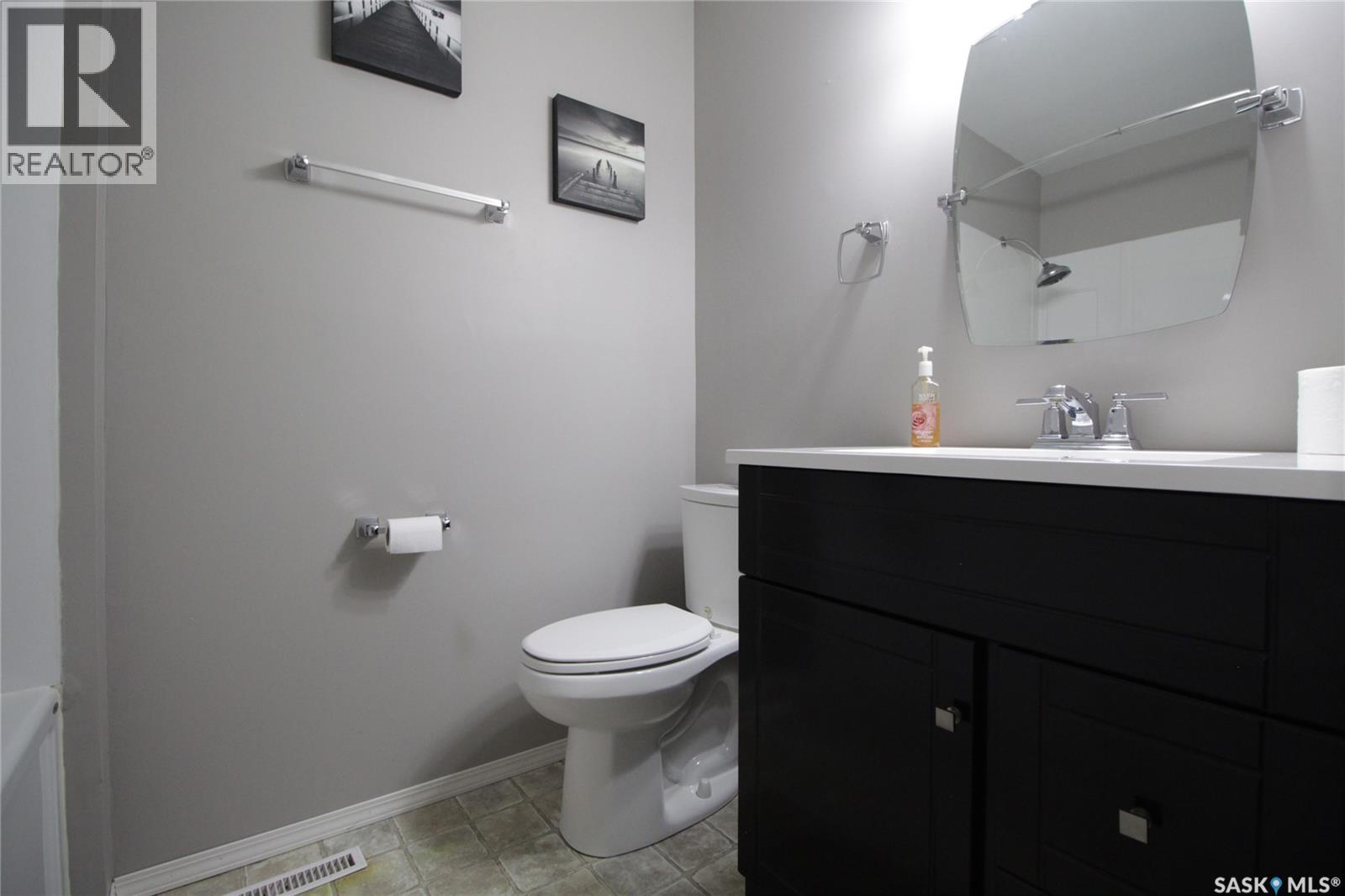 1518 Chestnut Drive, Moosomin, Saskatchewan  S0G 3N0 - Photo 16 - SK022013