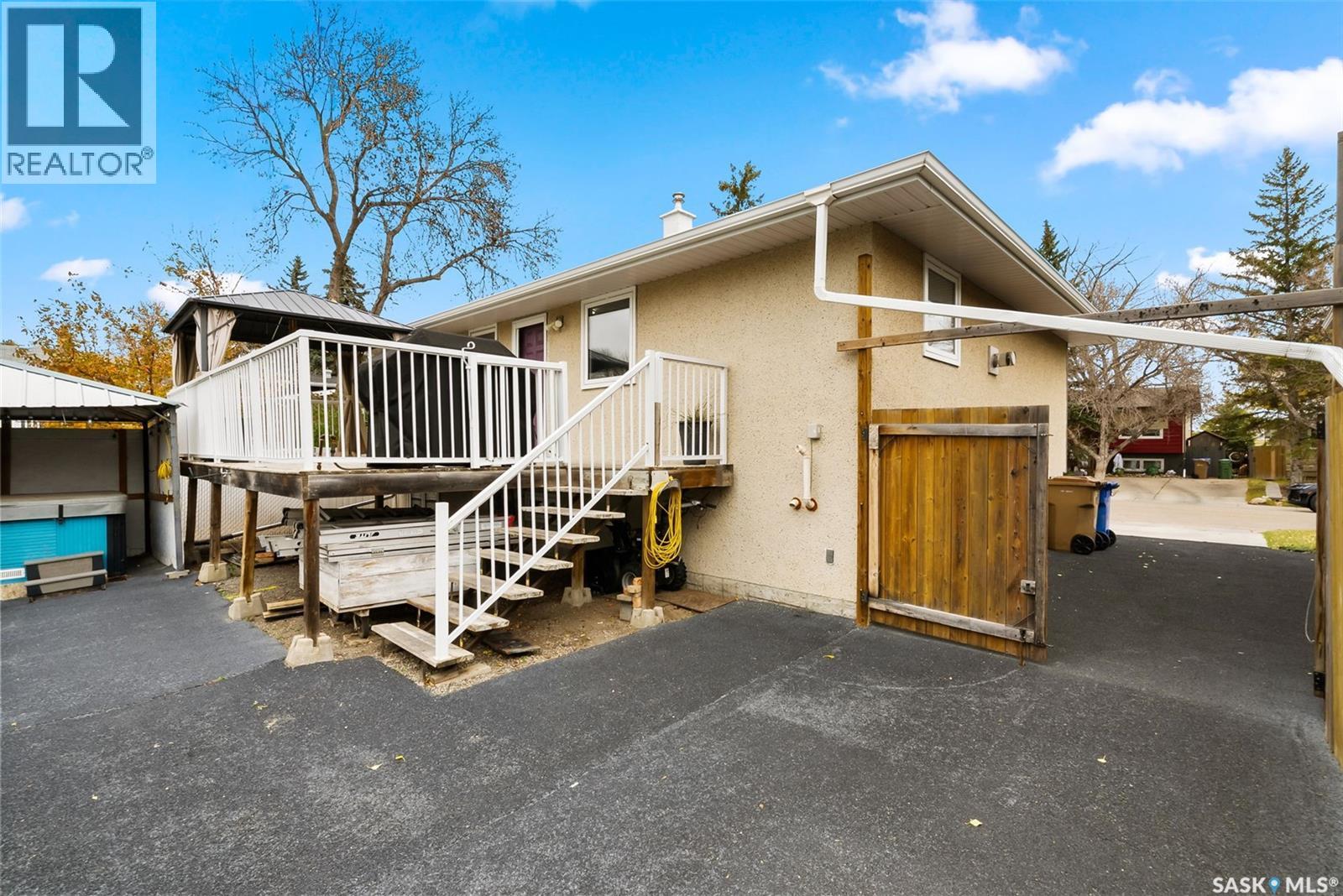 219 Lloyd Crescent, Regina, Saskatchewan  S4R 6C2 - Photo 31 - SK021973