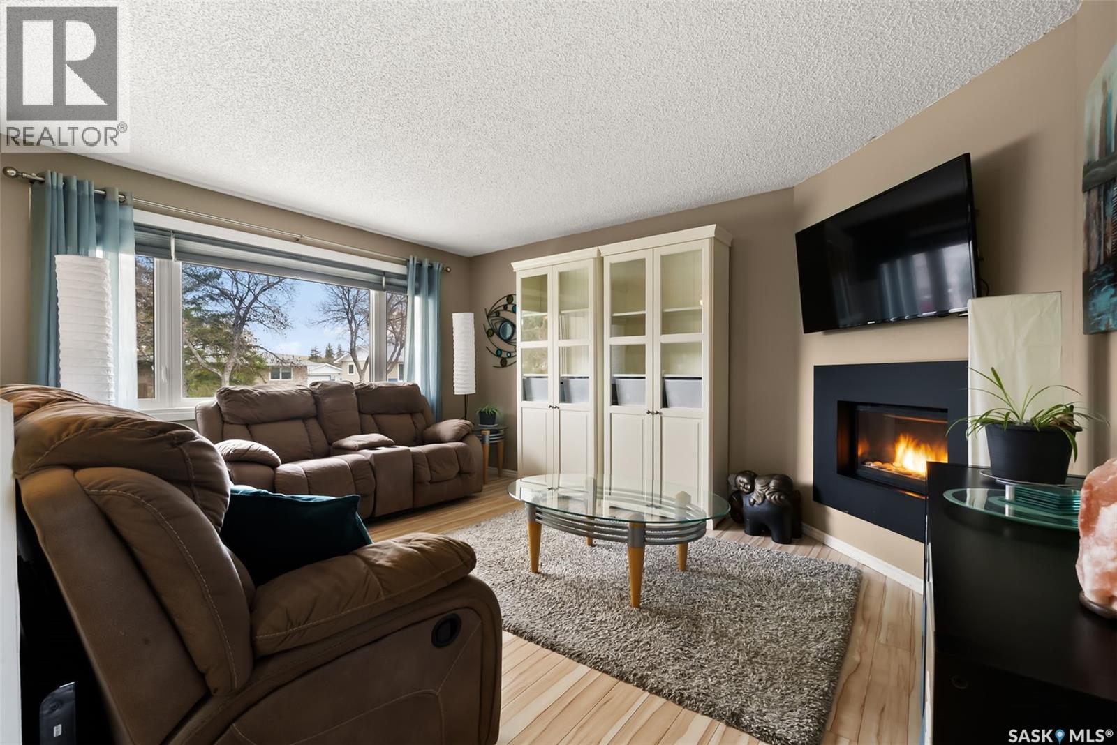 219 Lloyd Crescent, Regina, Saskatchewan  S4R 6C2 - Photo 4 - SK021973