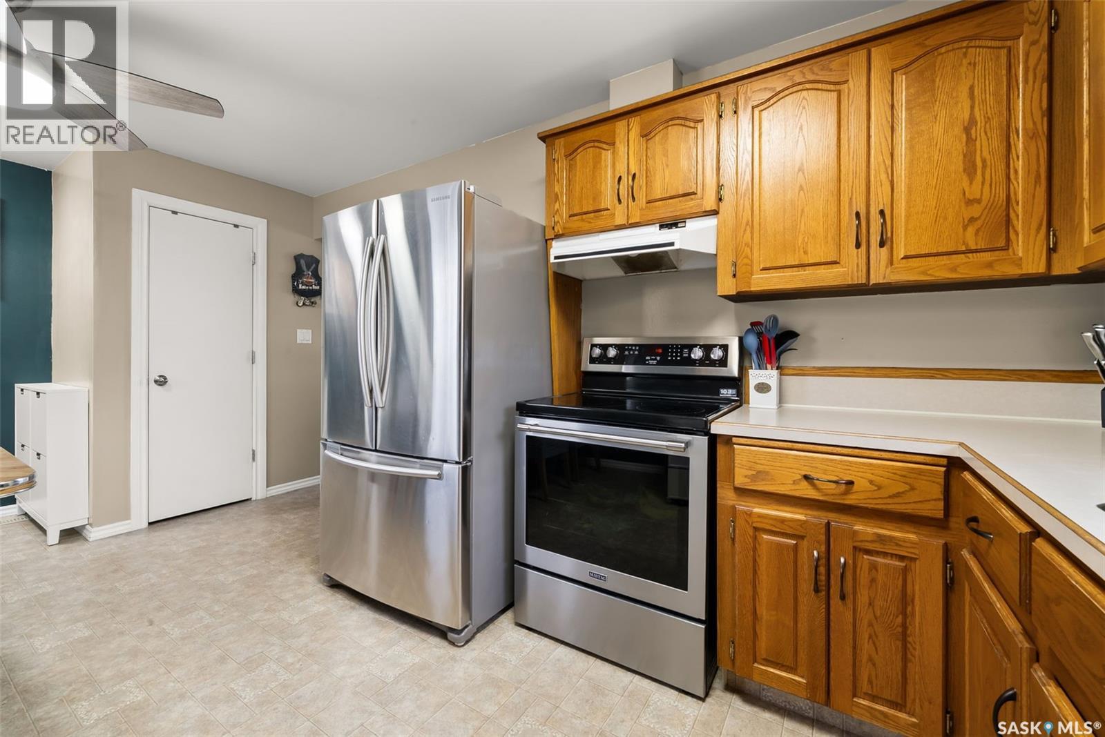 219 Lloyd Crescent, Regina, Saskatchewan  S4R 6C2 - Photo 8 - SK021973