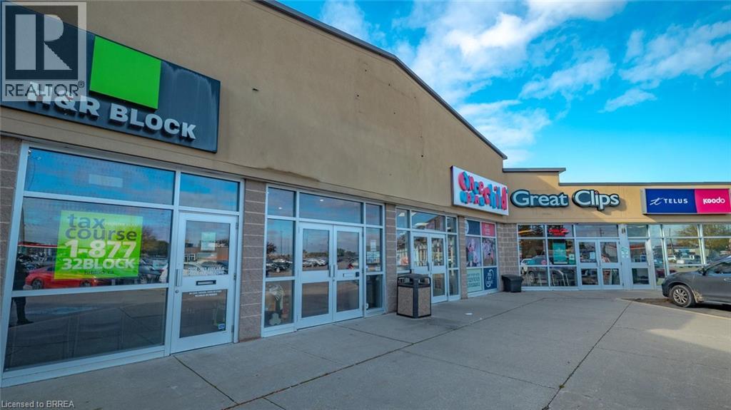 265 King George Road Unit# 115, Brantford, Ontario  N3R 6Y1 - Photo 3 - 40783818