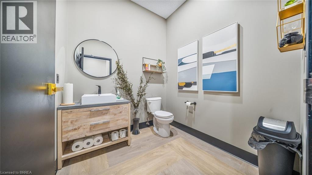 265 King George Road Unit# 115, Brantford, Ontario  N3R 6Y1 - Photo 37 - 40783818