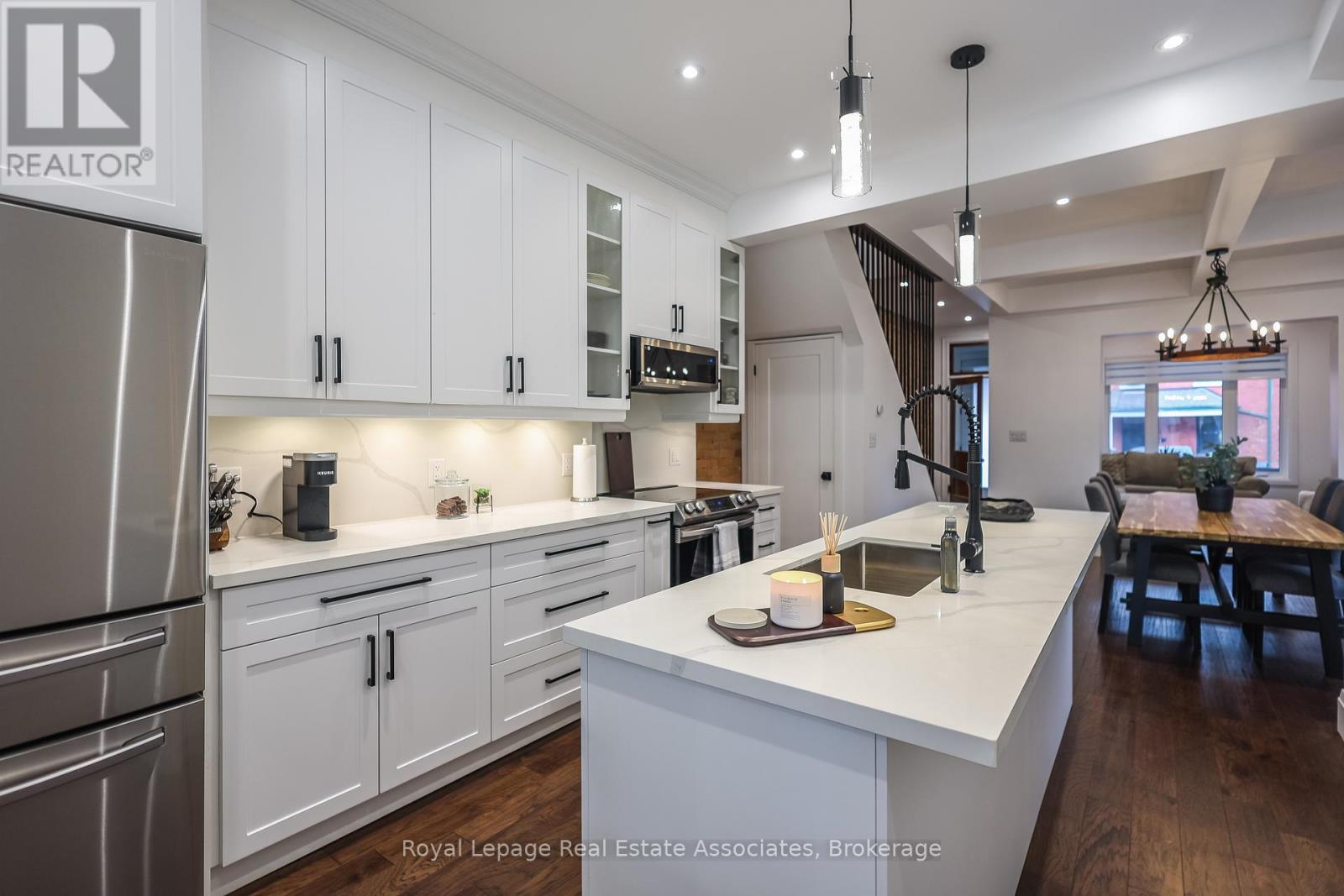 211 John Street N, Hamilton (Beasley), Ontario  L8L 4P4 - Photo 13 - X12490272