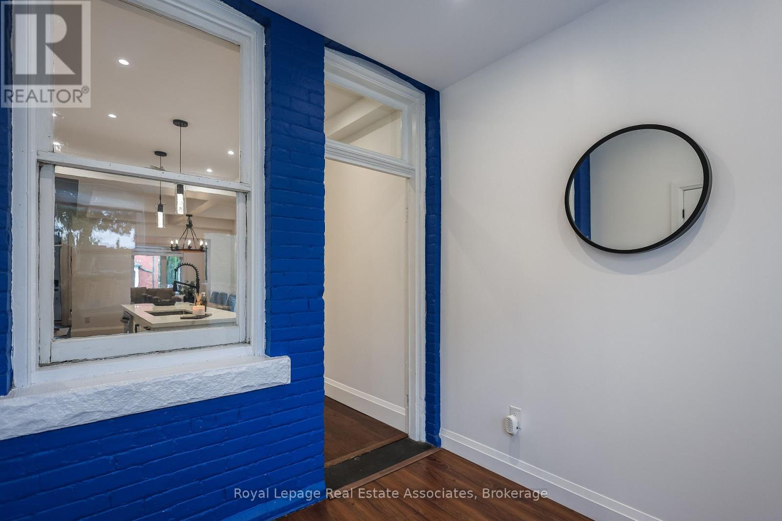 211 John Street N, Hamilton (Beasley), Ontario  L8L 4P4 - Photo 17 - X12490272