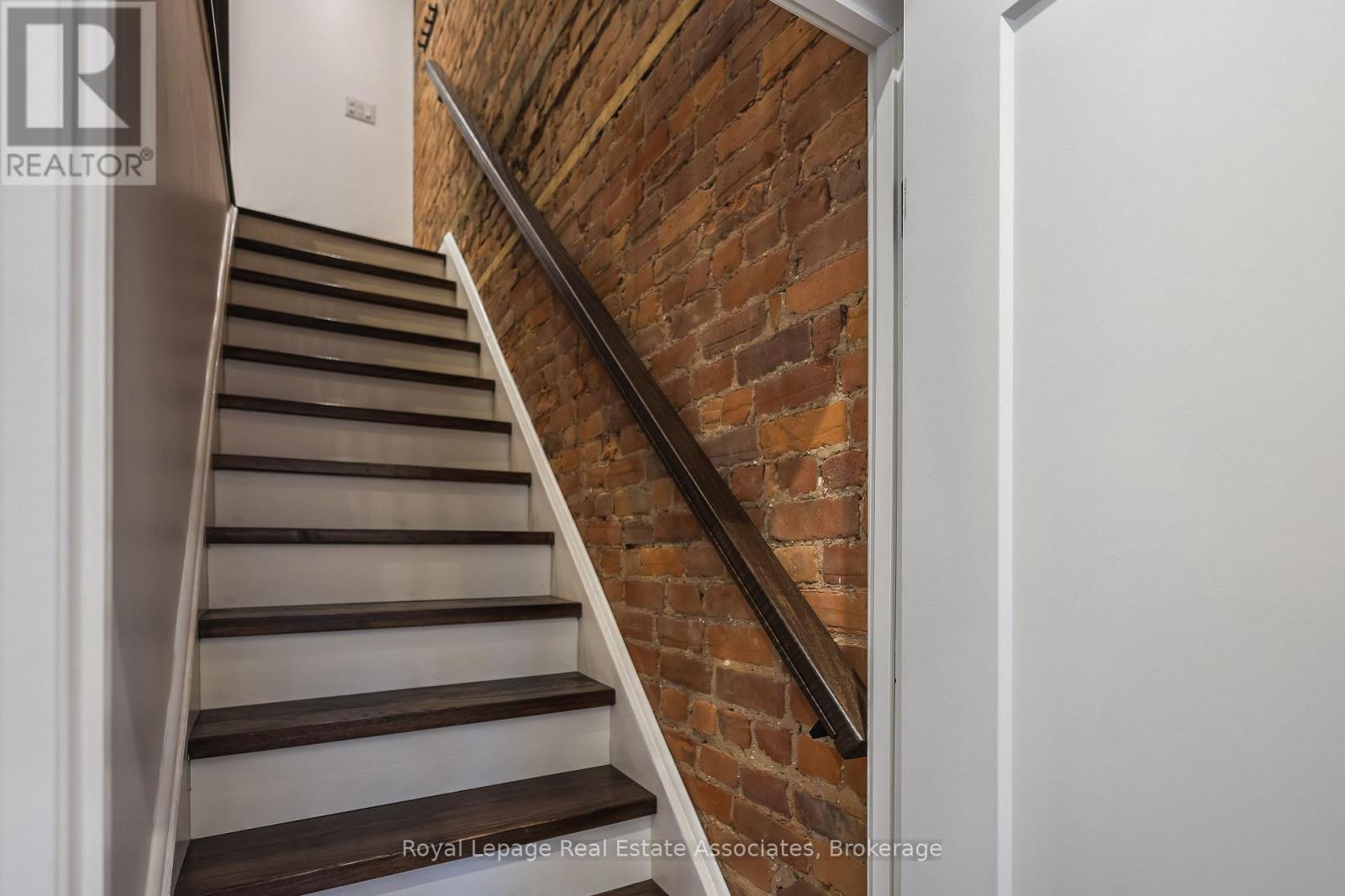 211 John Street N, Hamilton (Beasley), Ontario  L8L 4P4 - Photo 30 - X12490272