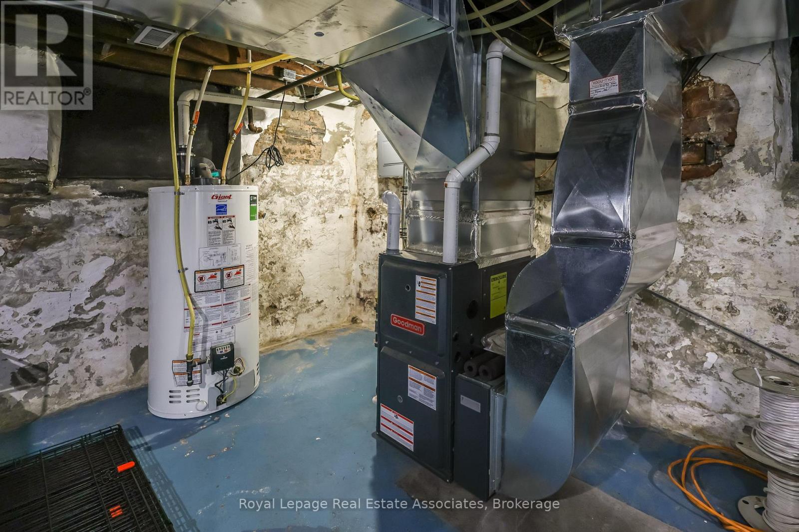 211 John Street N, Hamilton (Beasley), Ontario  L8L 4P4 - Photo 43 - X12490272