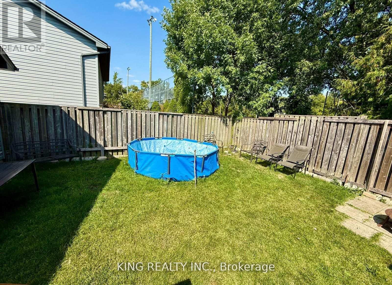 196 Crimson Crescent, London East, Ontario  N5W 6G1 - Photo 13 - X12490416