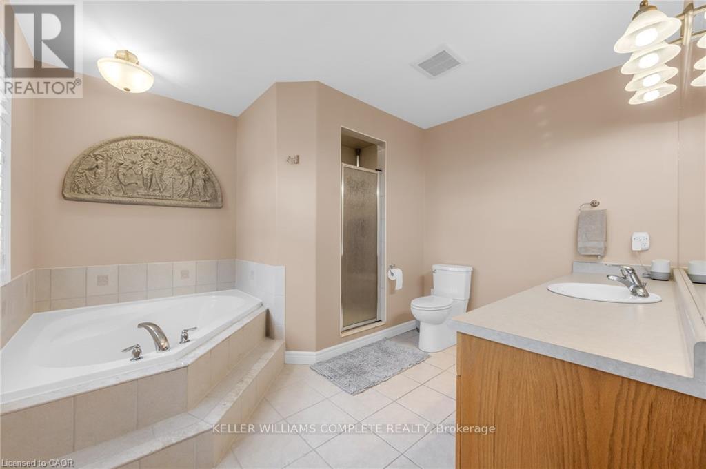 114 Armour Crescent, Hamilton, Ontario  L9K 1R9 - Photo 14 - X12490420