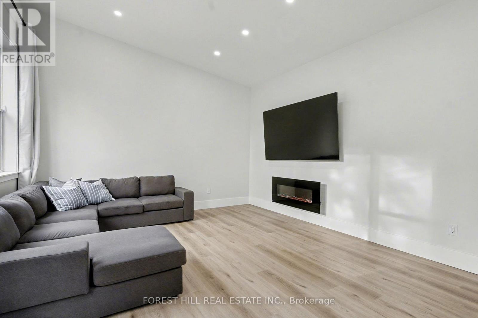 68 Cassino Avenue, Guelph, Ontario  N1E 2J3 - Photo 26 - X12490426