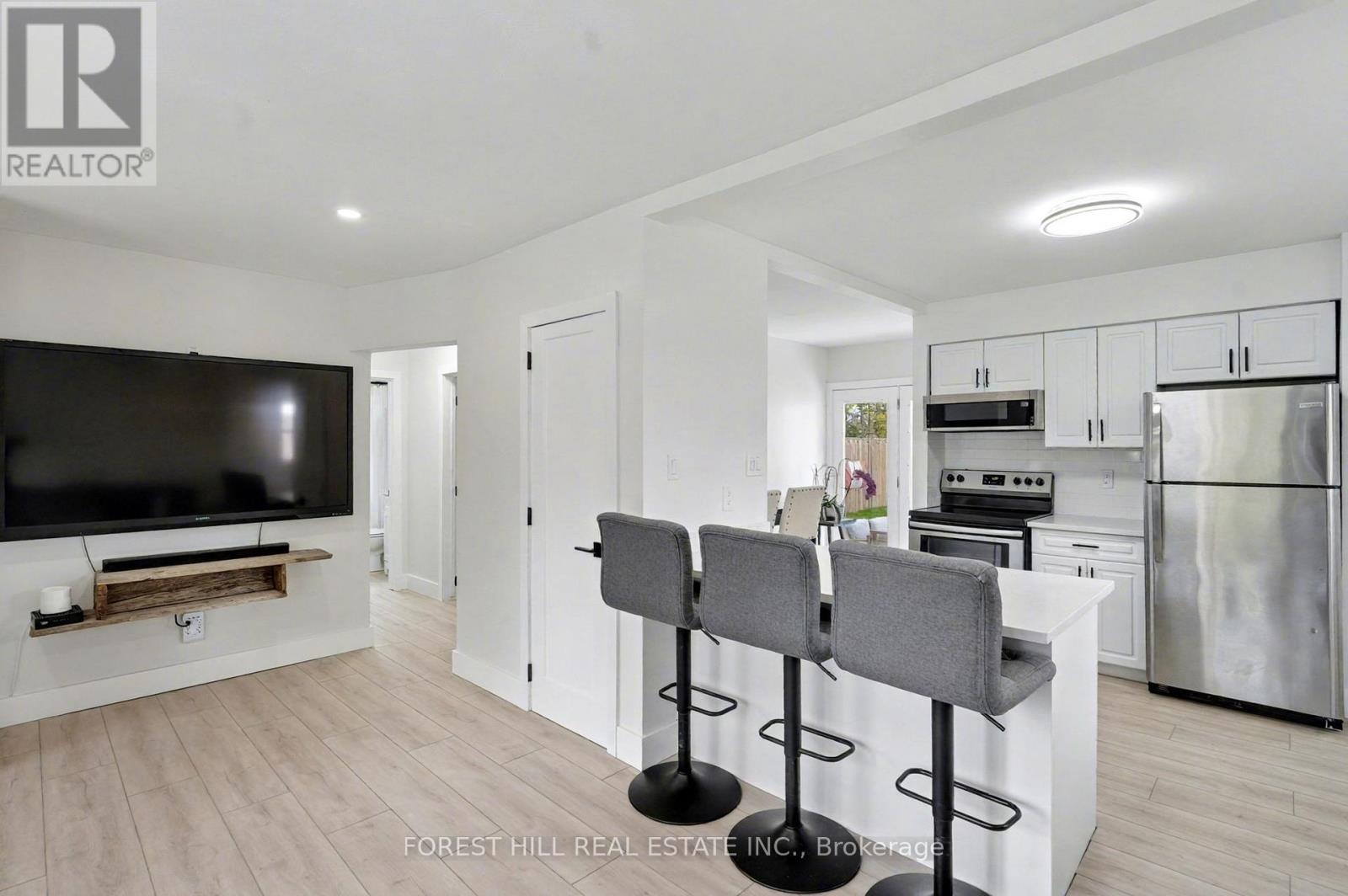 68 Cassino Avenue, Guelph, Ontario  N1E 2J3 - Photo 7 - X12490426