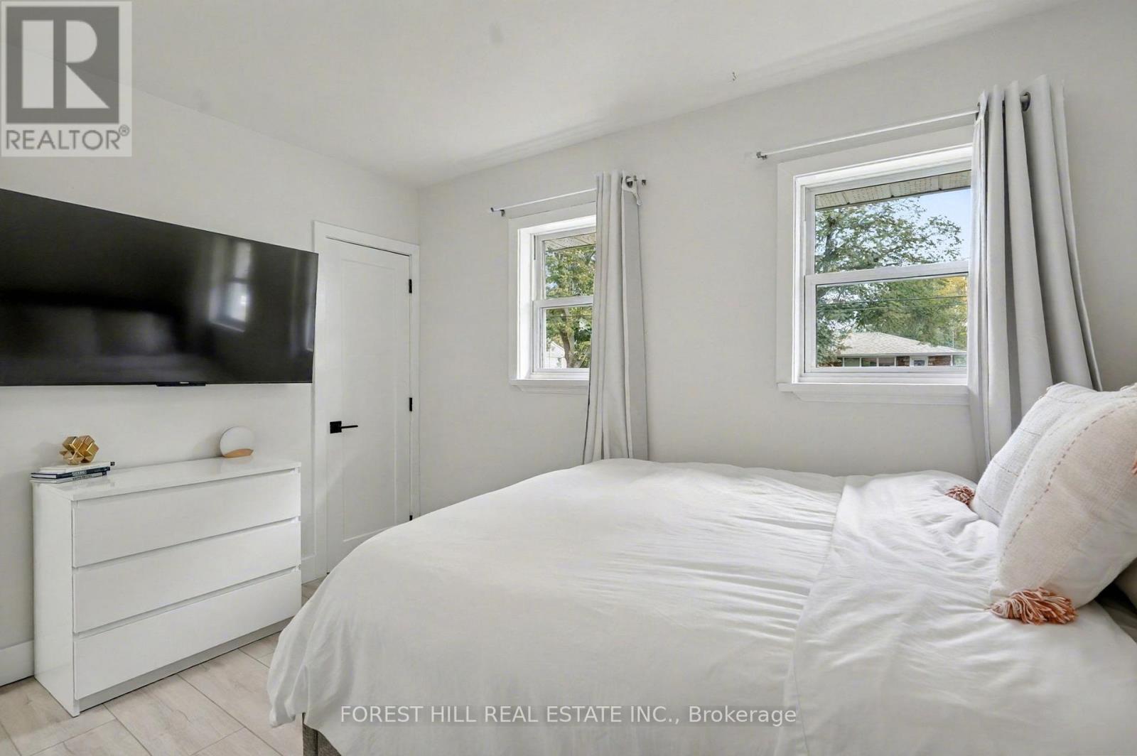 68 Cassino Avenue, Guelph, Ontario  N1E 2J3 - Photo 9 - X12490426