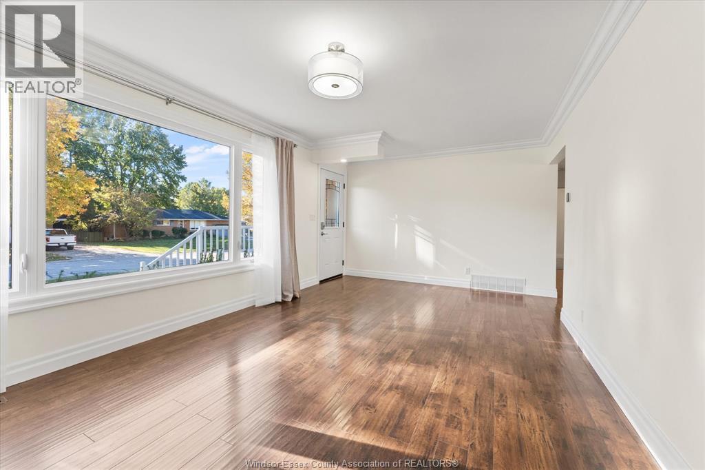 98 Commissioner Drive, Kingsville, Ontario  N9Y 1Z3 - Photo 8 - 25027526