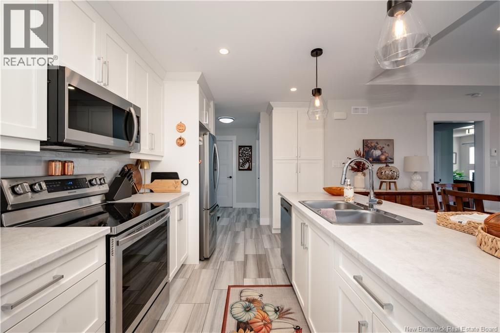 52 Auberry Street, Moncton, New Brunswick  E1G 5V2 - Photo 8 - NB128820