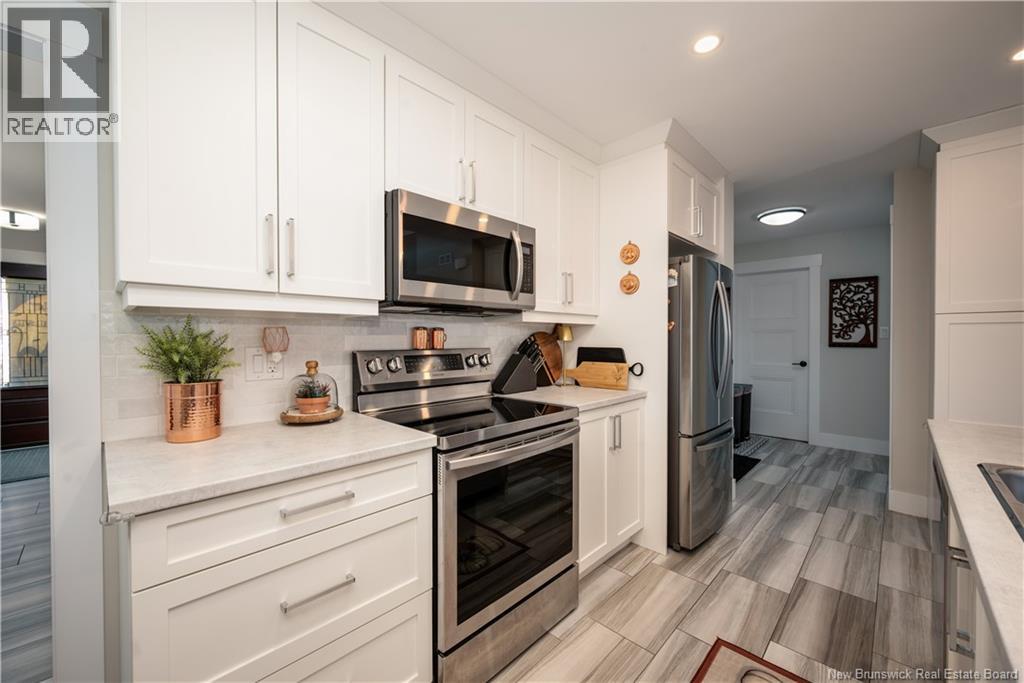 52 Auberry Street, Moncton, New Brunswick  E1G 5V2 - Photo 7 - NB128820