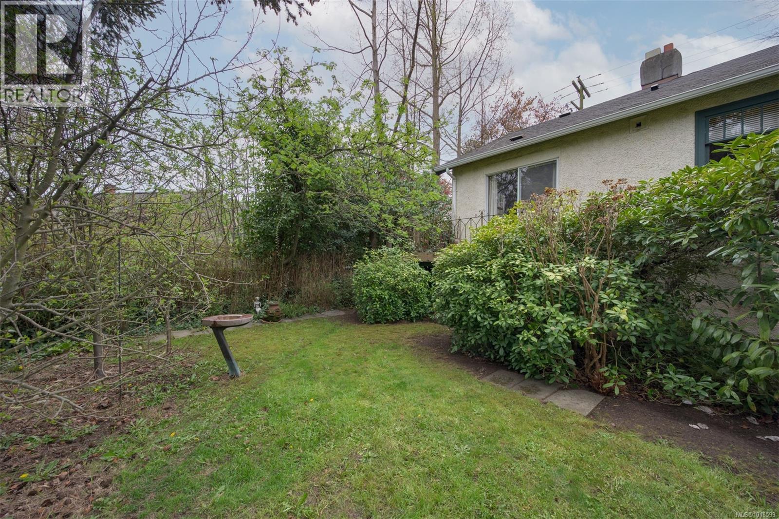 516 Simcoe St, Victoria, British Columbia  V8W 1L8 - Photo 15 - 1018599