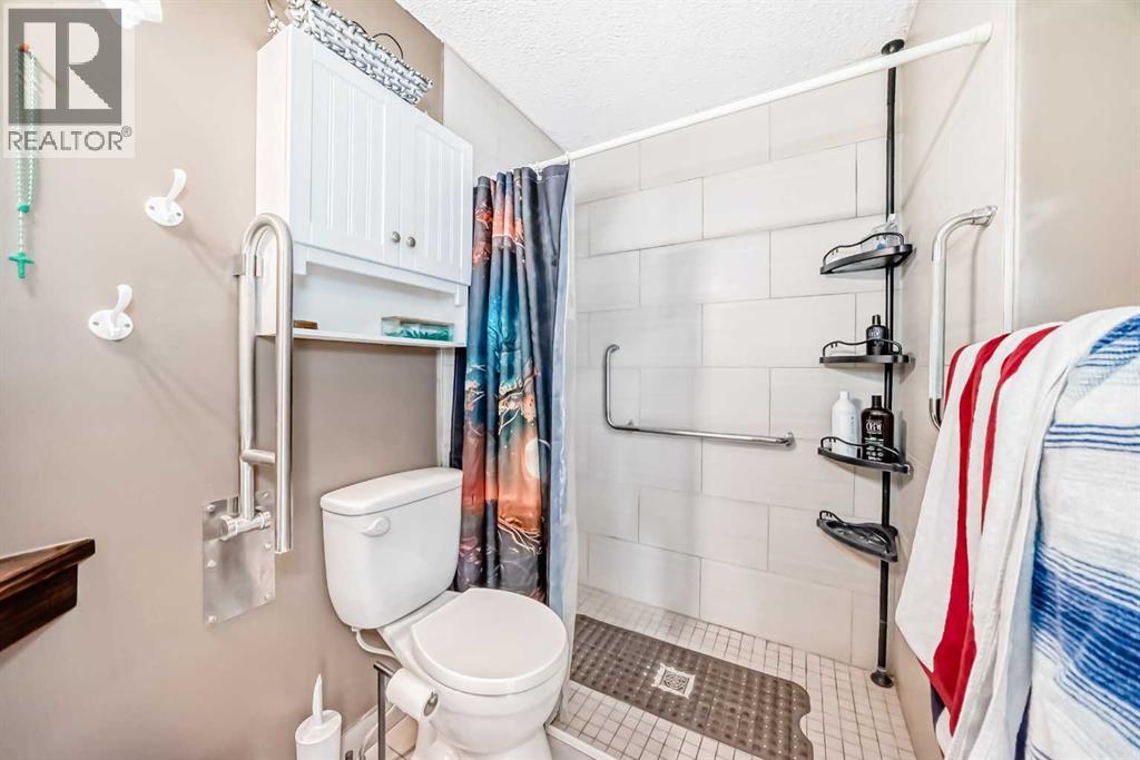 5623 Templehill Road Ne, Calgary, Alberta  T1Y 4C1 - Photo 9 - A2267549