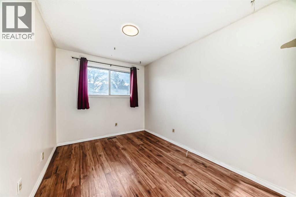 5623 Templehill Road Ne, Calgary, Alberta  T1Y 4C1 - Photo 12 - A2267549