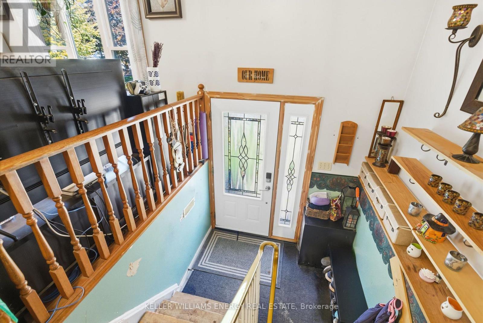 10 Lockhart Gate, Clarington (Bowmanville), Ontario  L1C 4L1 - Photo 4 - E12490964