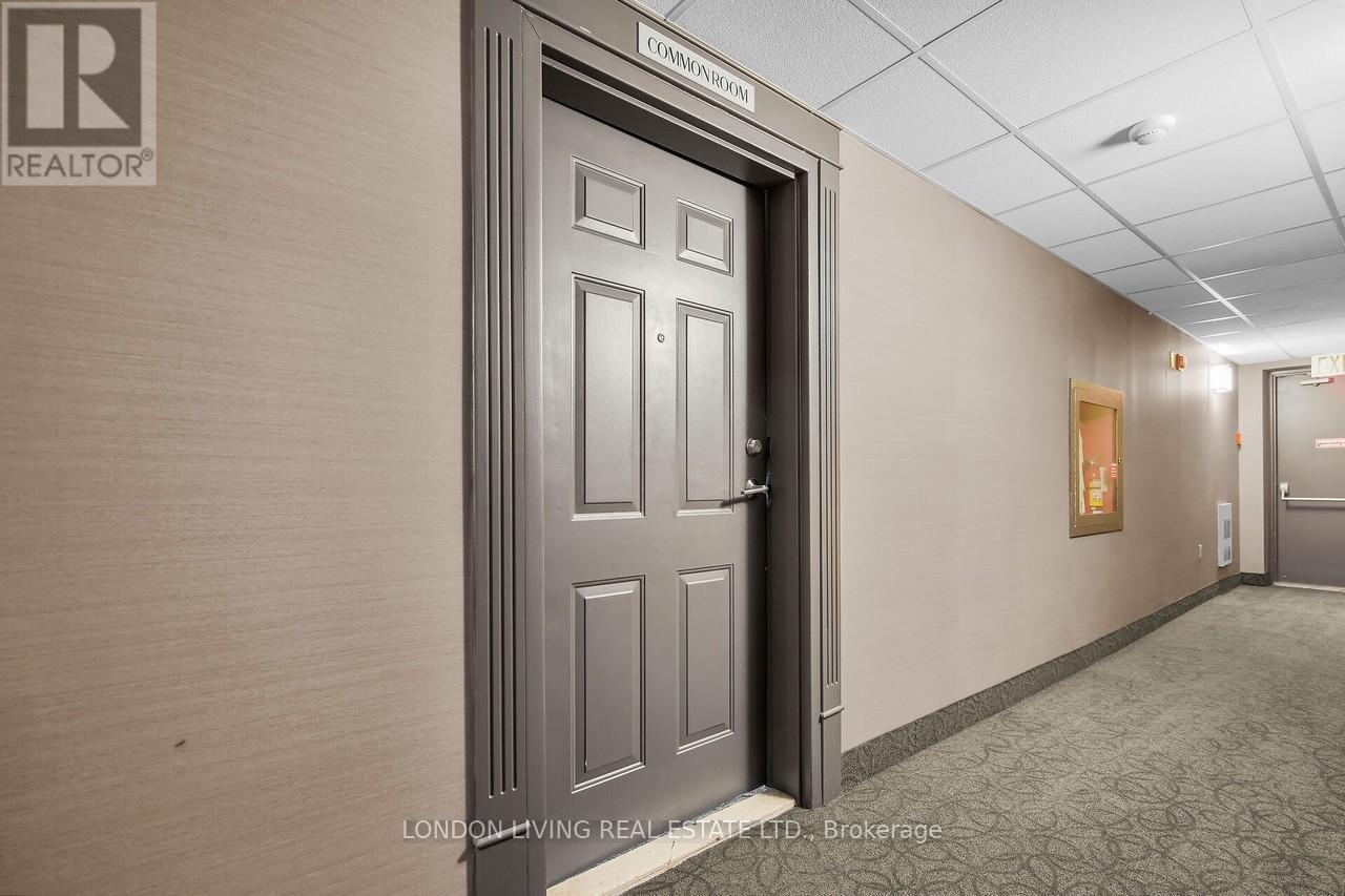 604 - 549 Ridout Street N, London East (East F), Ontario  N6A 5N5 - Photo 30 - X12490896