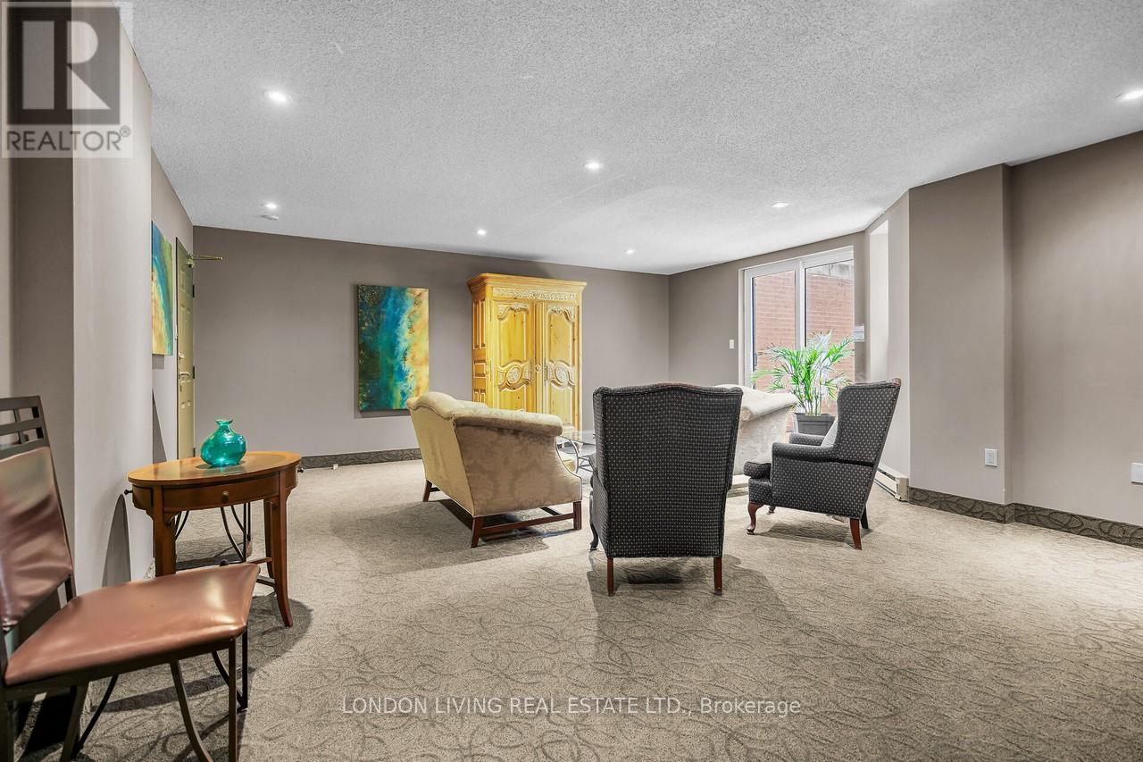 604 - 549 Ridout Street N, London East (East F), Ontario  N6A 5N5 - Photo 36 - X12490896