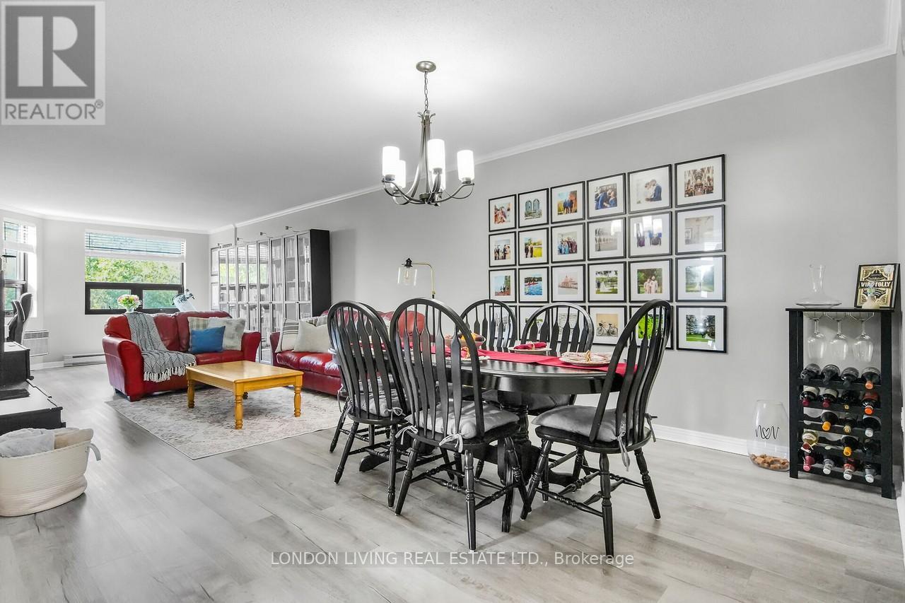 604 - 549 Ridout Street N, London East (East F), Ontario  N6A 5N5 - Photo 7 - X12490896