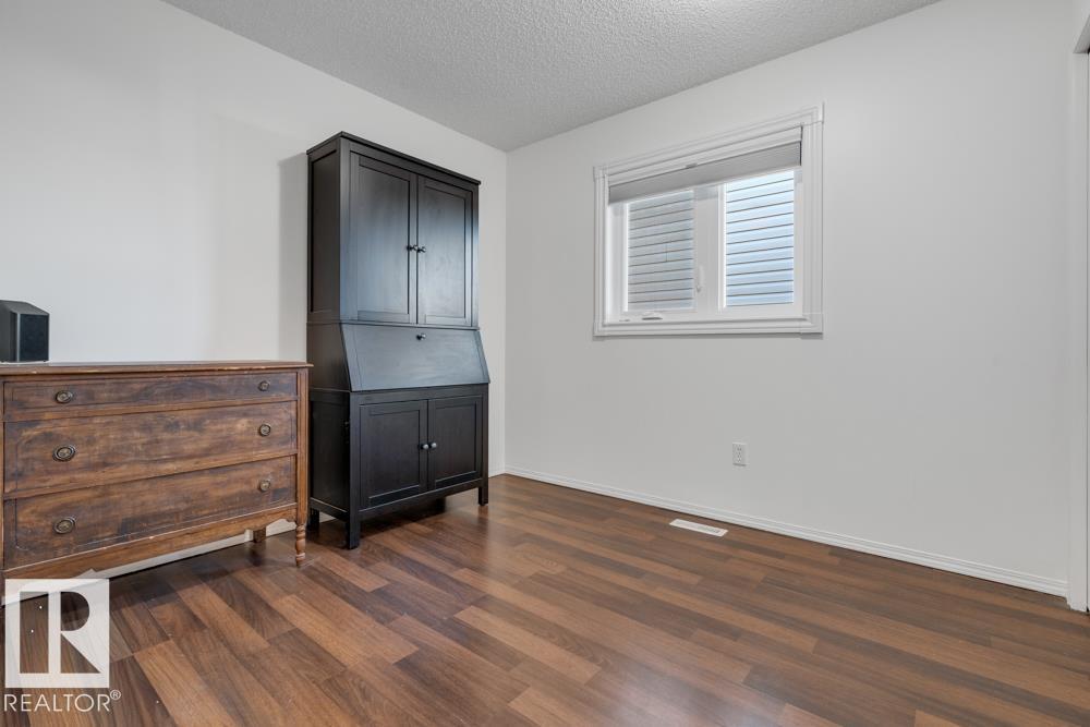 3020 32 Av Nw, Edmonton, Alberta  T6T 1X1 - Photo 13 - E4463999