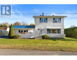 108 CROSSLAND DRIVE, Ottawa, Ontario