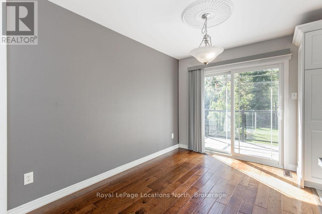 88 61st Street S, Wasaga Beach, Ontario  L9Z 2Z3 - Photo 14 - S12490912