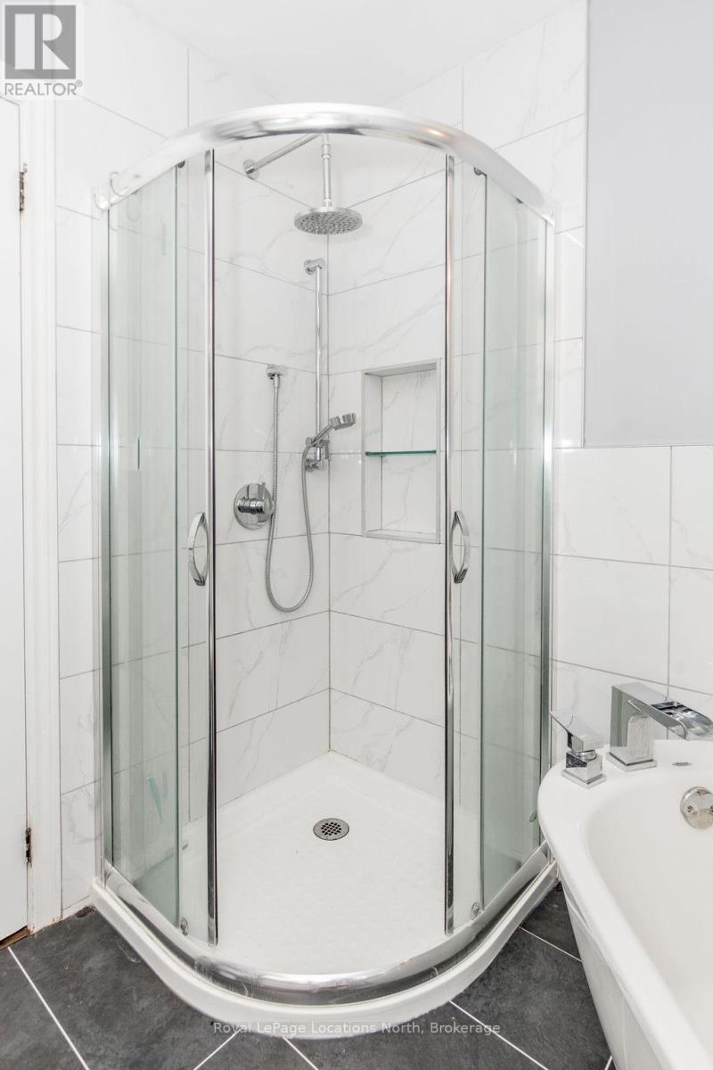 88 61st Street S, Wasaga Beach, Ontario  L9Z 2Z3 - Photo 20 - S12490912