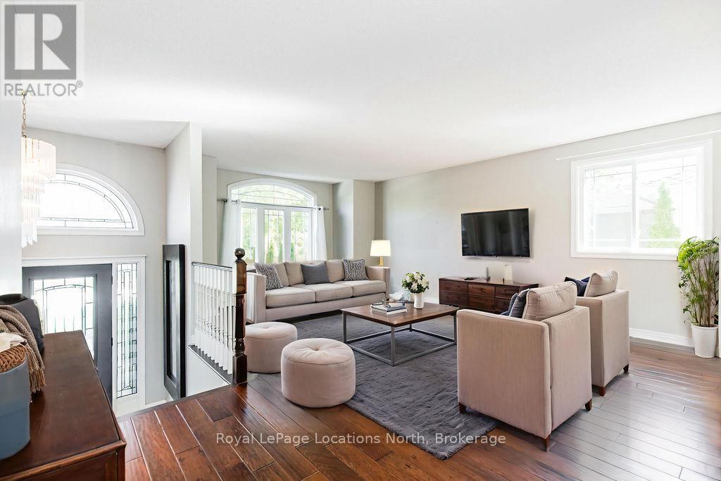 88 61st Street S, Wasaga Beach, Ontario  L9Z 2Z3 - Photo 4 - S12490912