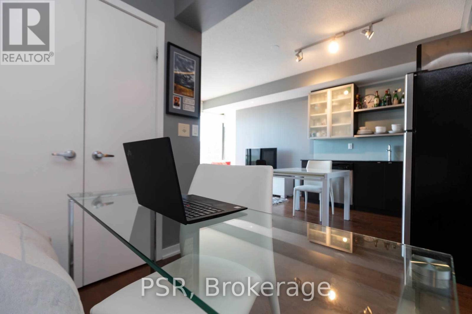 2201 - 33 Lombard Street, Toronto, Ontario  M5C 3H8 - Photo 10 - C12490550