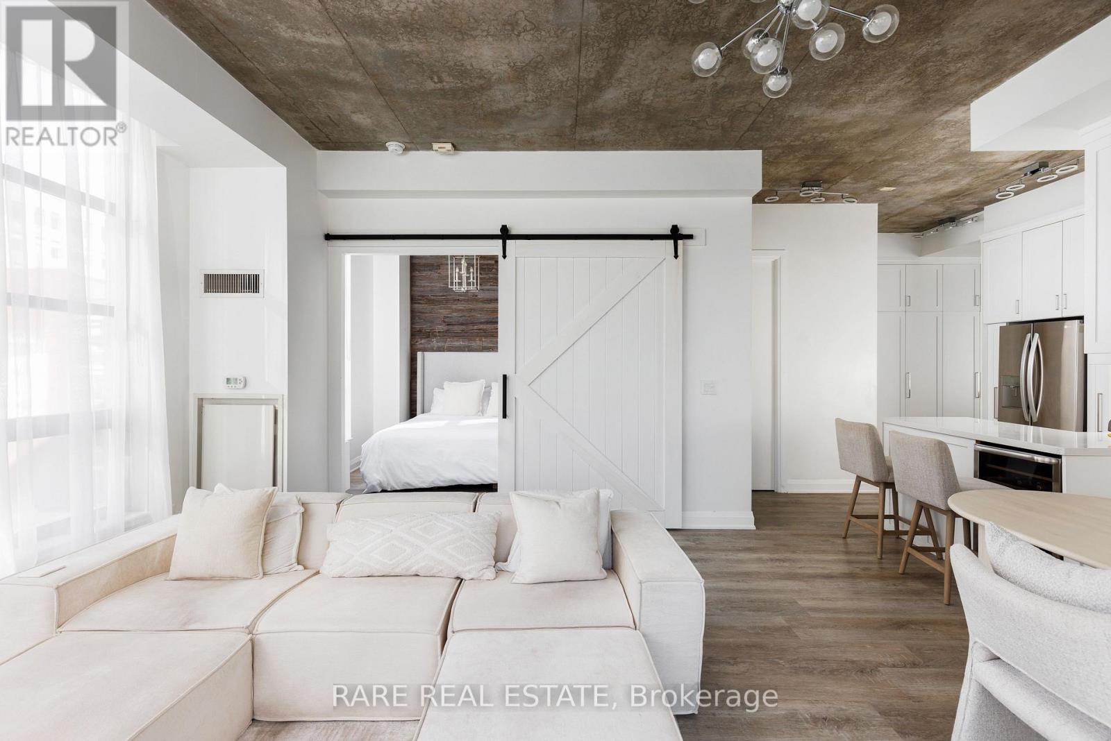 609 - 23 Brant Street, Toronto, Ontario  M5V 2L5 - Photo 8 - C12490632