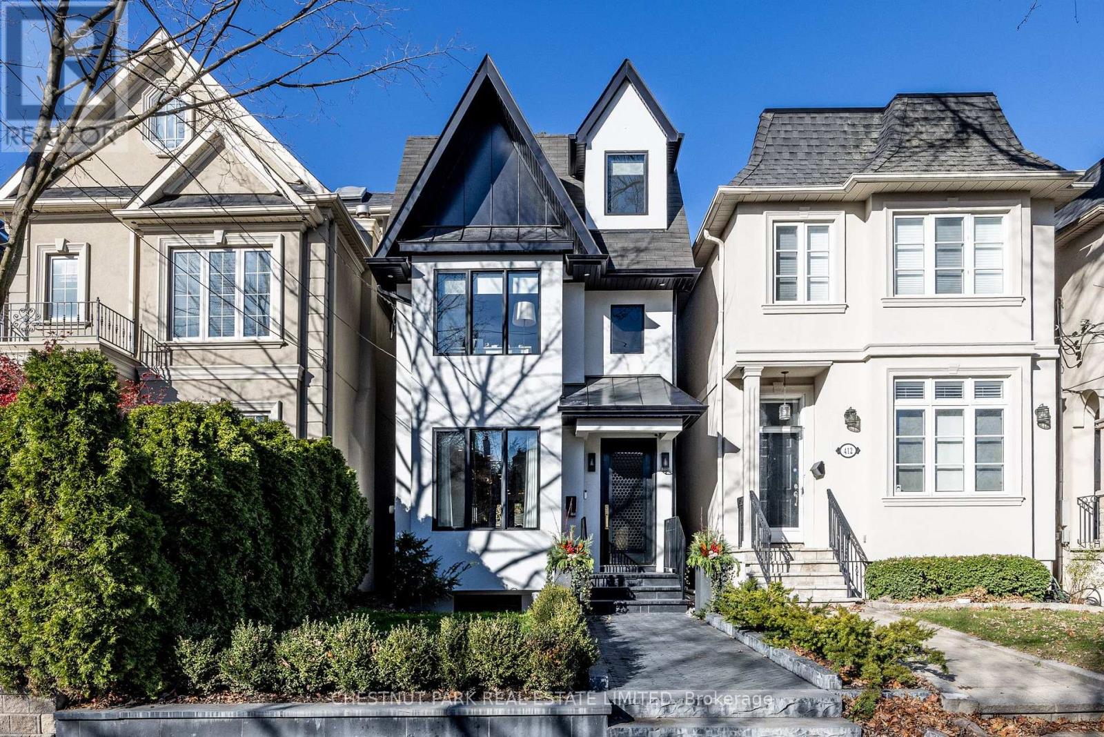 414 BEDFORD PARK AVENUE, Toronto, Ontario