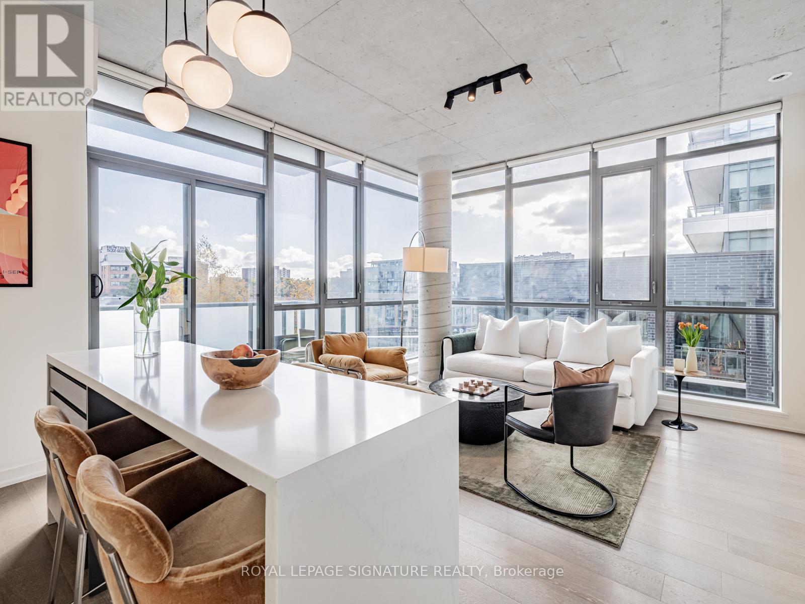 514 - 8 GLADSTONE AVENUE, Toronto, Ontario