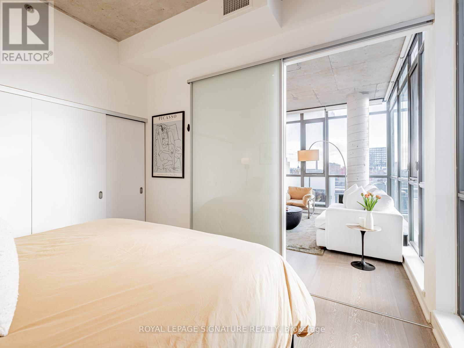 514 - 8 Gladstone Avenue, Toronto, Ontario  M6J 0B3 - Photo 6 - C12490710