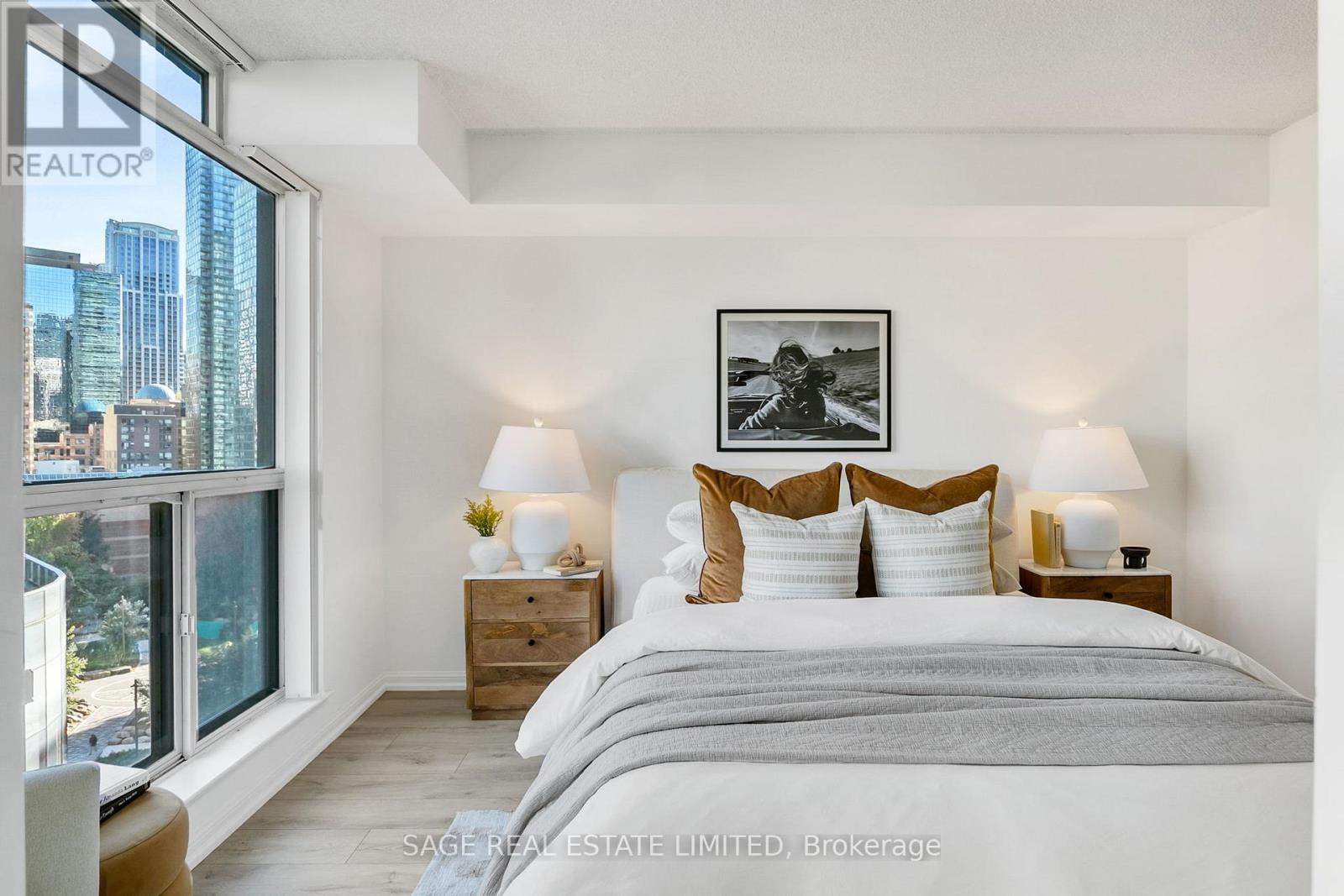 912 - 24 Wellesley Street W, Toronto (Bay Street Corridor), Ontario  M4Y 2X6 - Photo 17 - C12490712