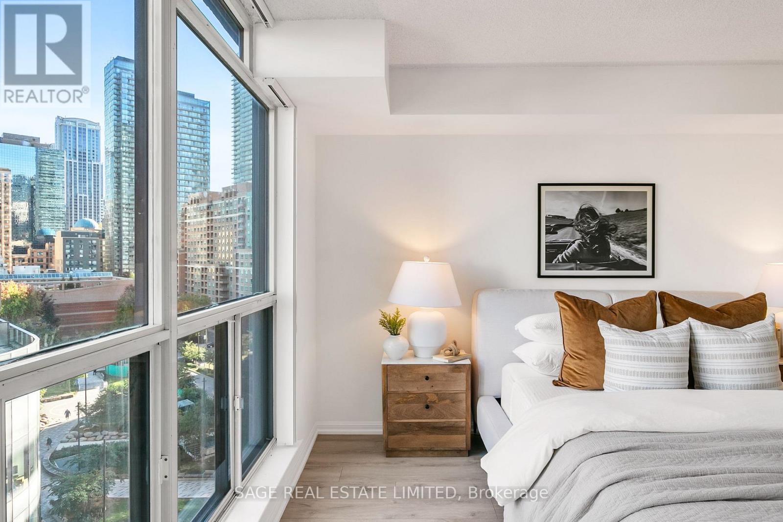 912 - 24 Wellesley Street W, Toronto (Bay Street Corridor), Ontario  M4Y 2X6 - Photo 20 - C12490712